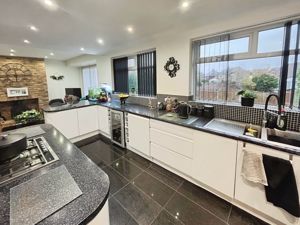 Kitchen- click for photo gallery